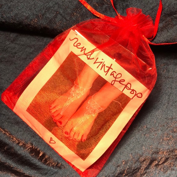 Restocked! PAIR! Bare Foot Chain Sandals - Picture 7 of 8